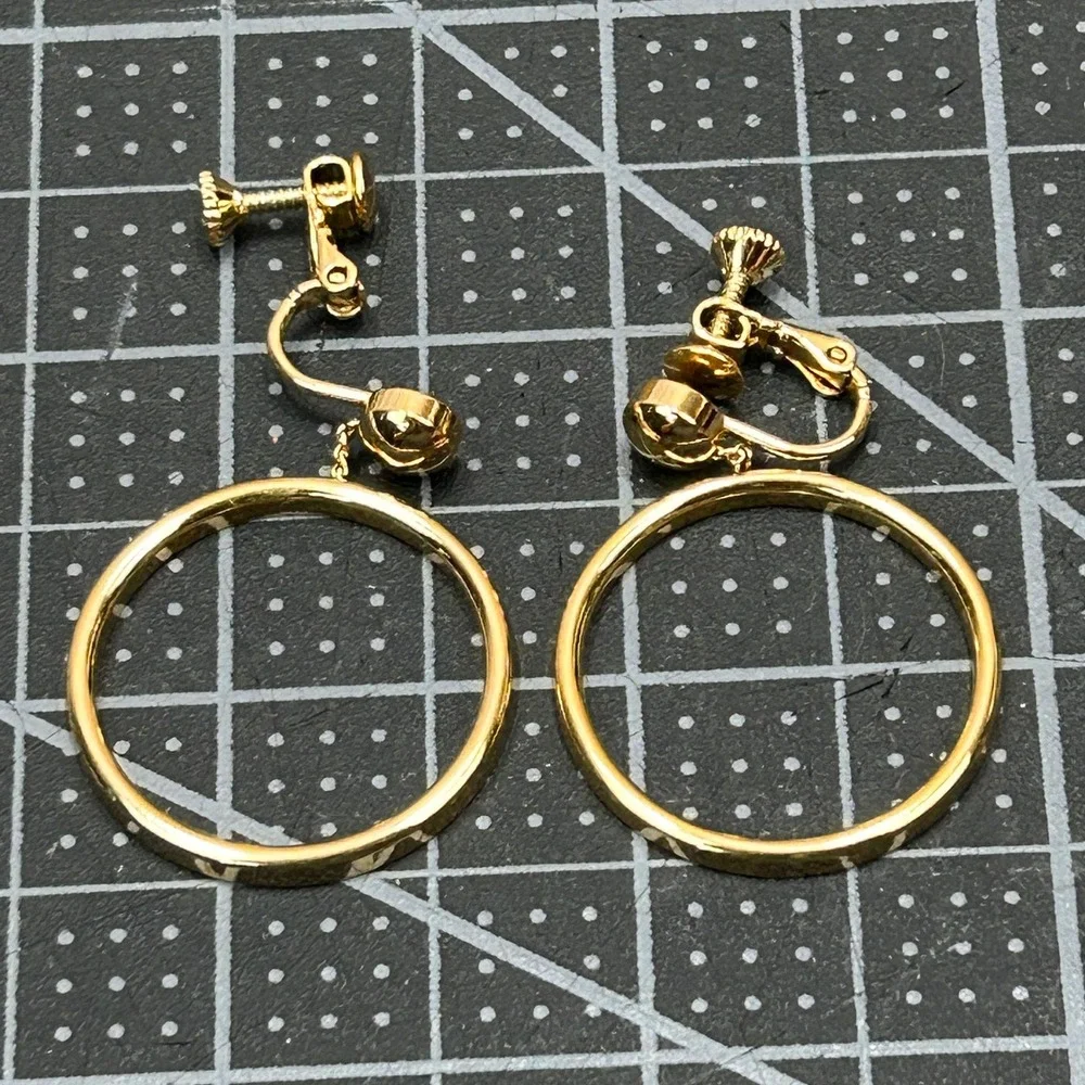 Napier Gold Tone Round Drop Hoop Screw Back‎ Clip On Earrings Never Worn